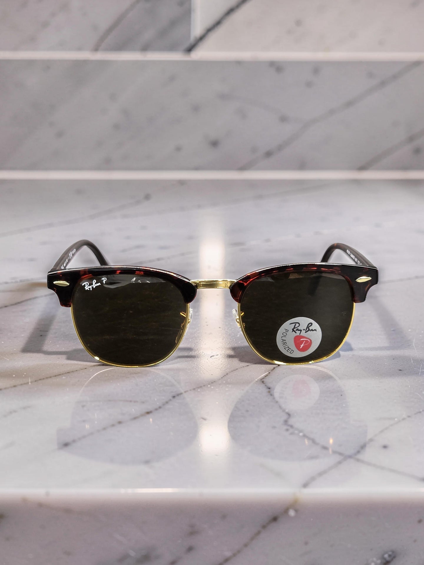 Occhiali da sole 3016 990/57: Eleganza Retro e Lenti Polarizzate