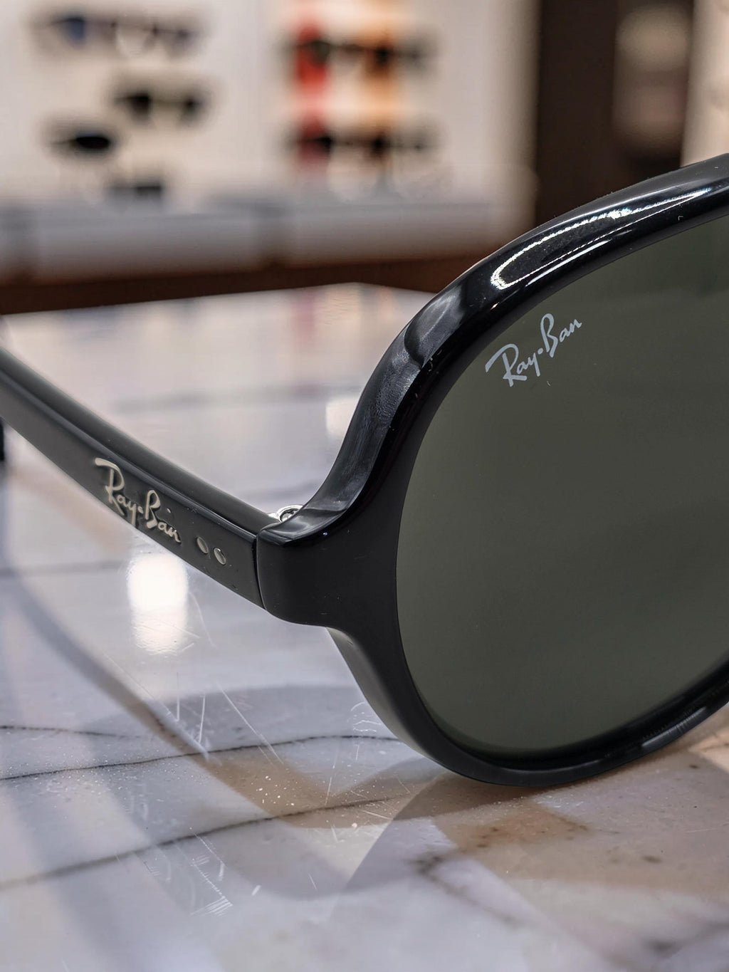 Occhiali da sole 4125 601/58 Nero Lucido con Lenti Verde G-15 Polarizzate Taglia 59