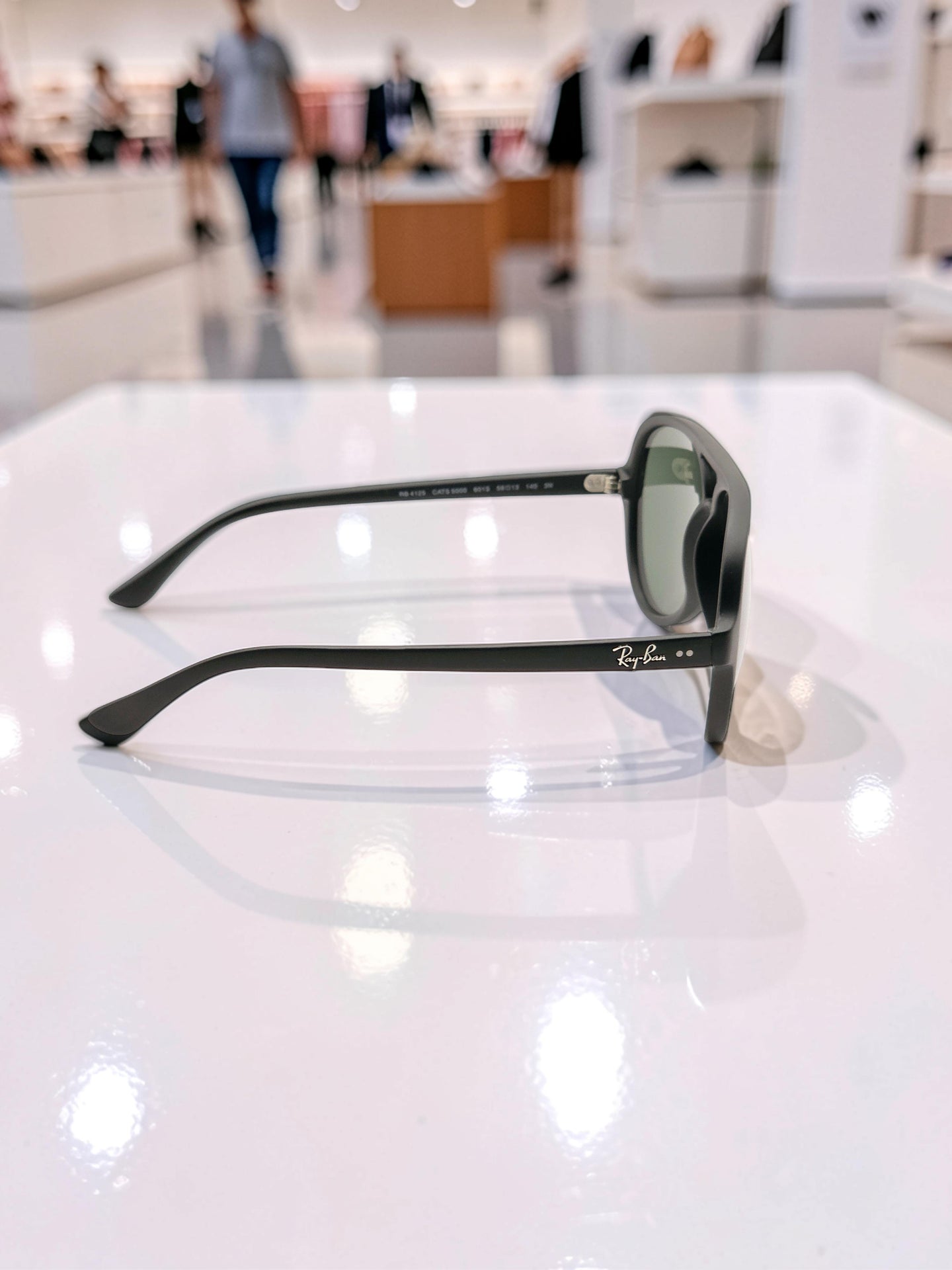 Occhiali da sole 4125 601S Nero Opaco con Lenti Verde Classico G-15 – Taglia 59