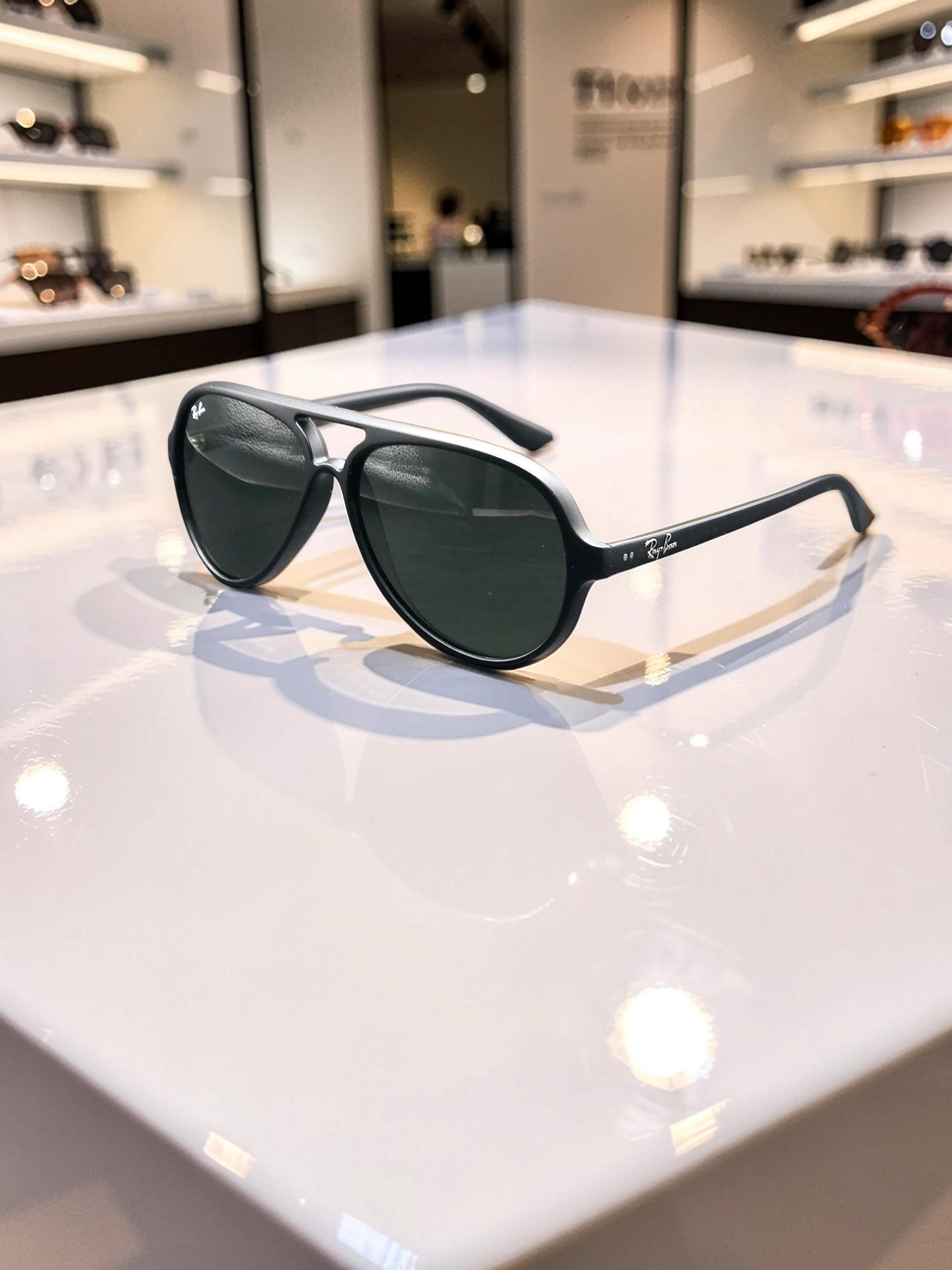 Occhiali da sole 4125 601S Nero Opaco con Lenti Verde Classico G-15 – Taglia 59
